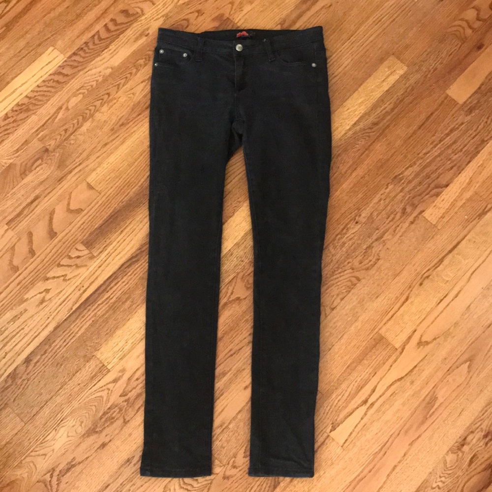 black skinny jeans